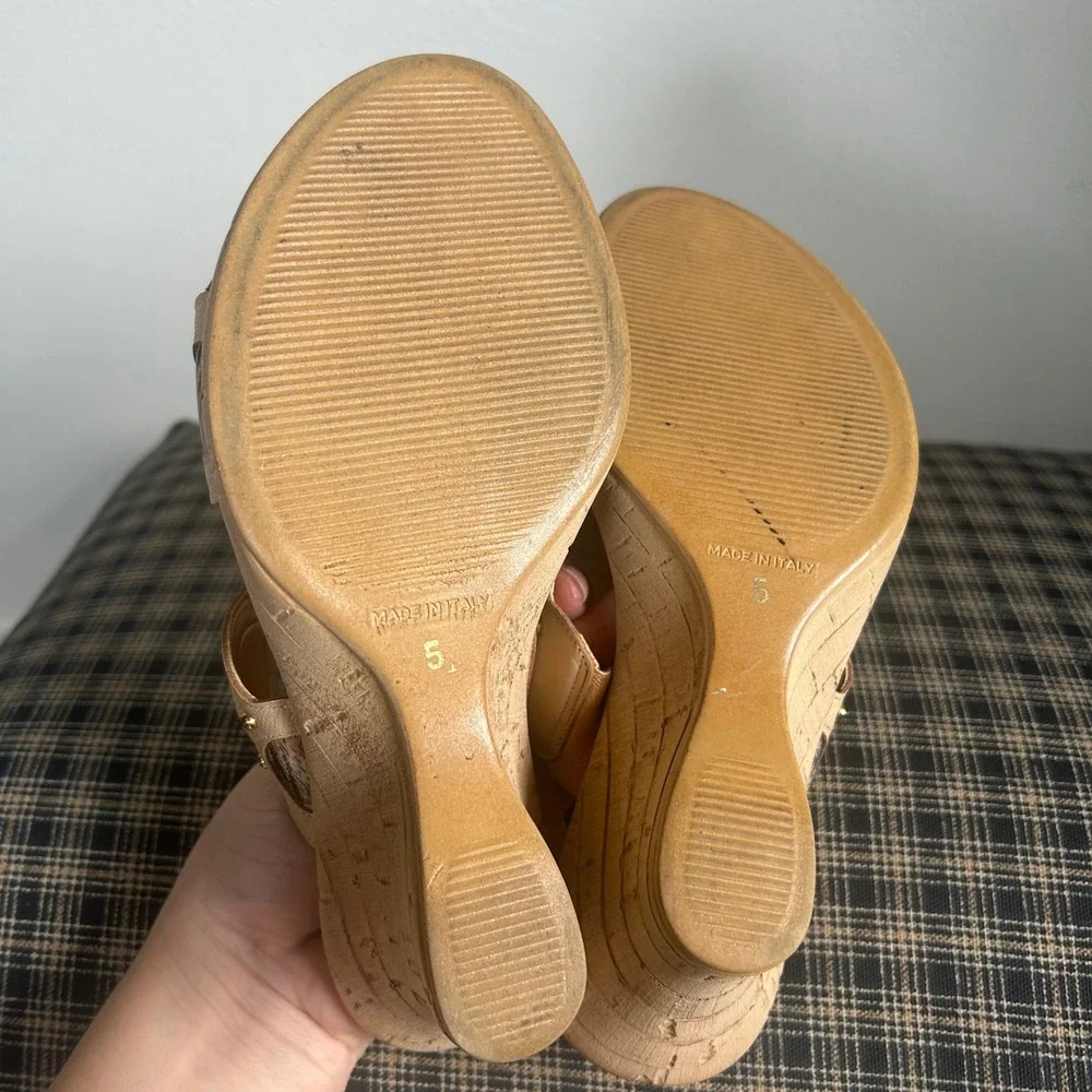 Dyancic Scalloped Animal Print Cork Wedge Slide Sandals Size 5 Tan Metallic